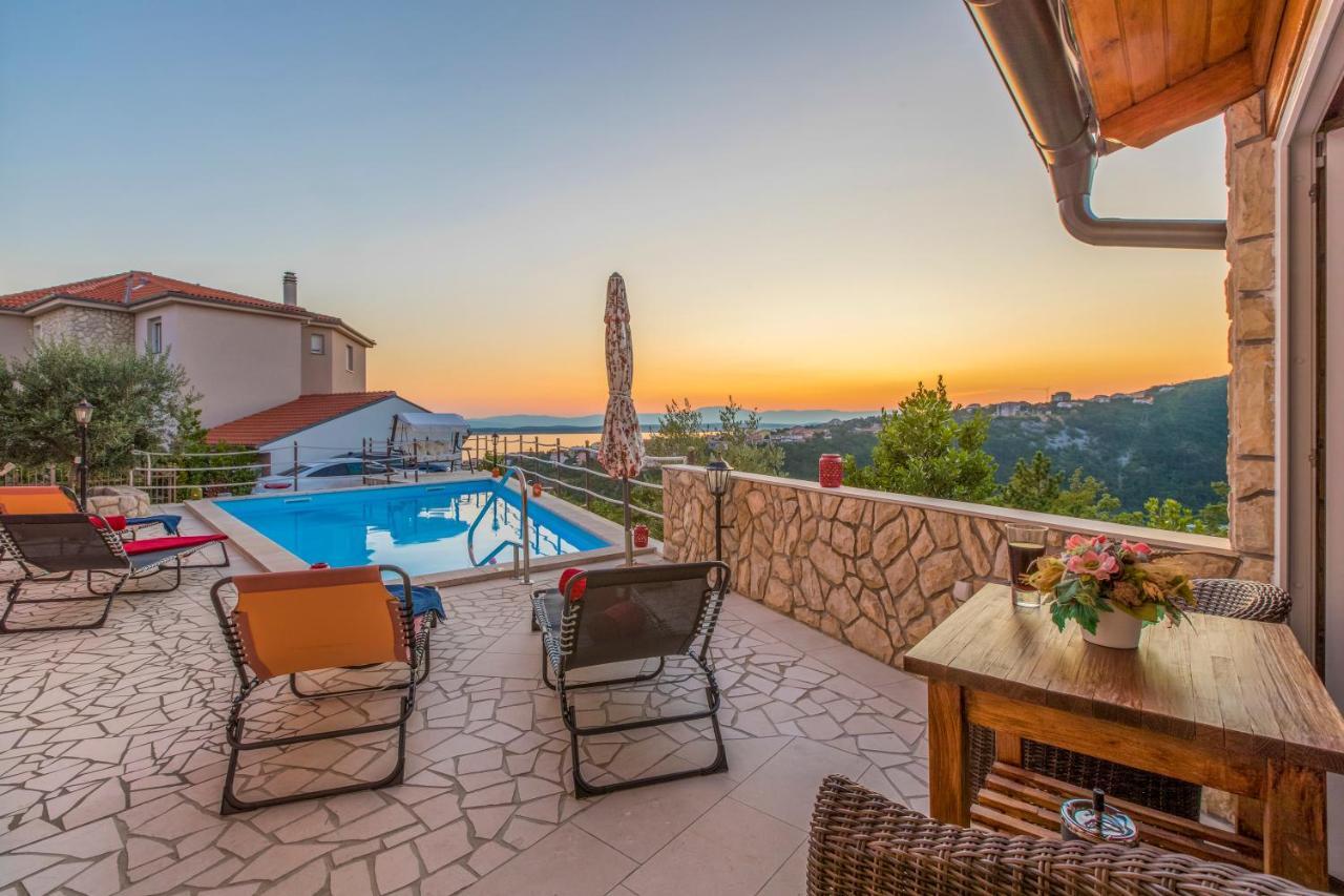 Villa M Crikvenica Exteriör bild