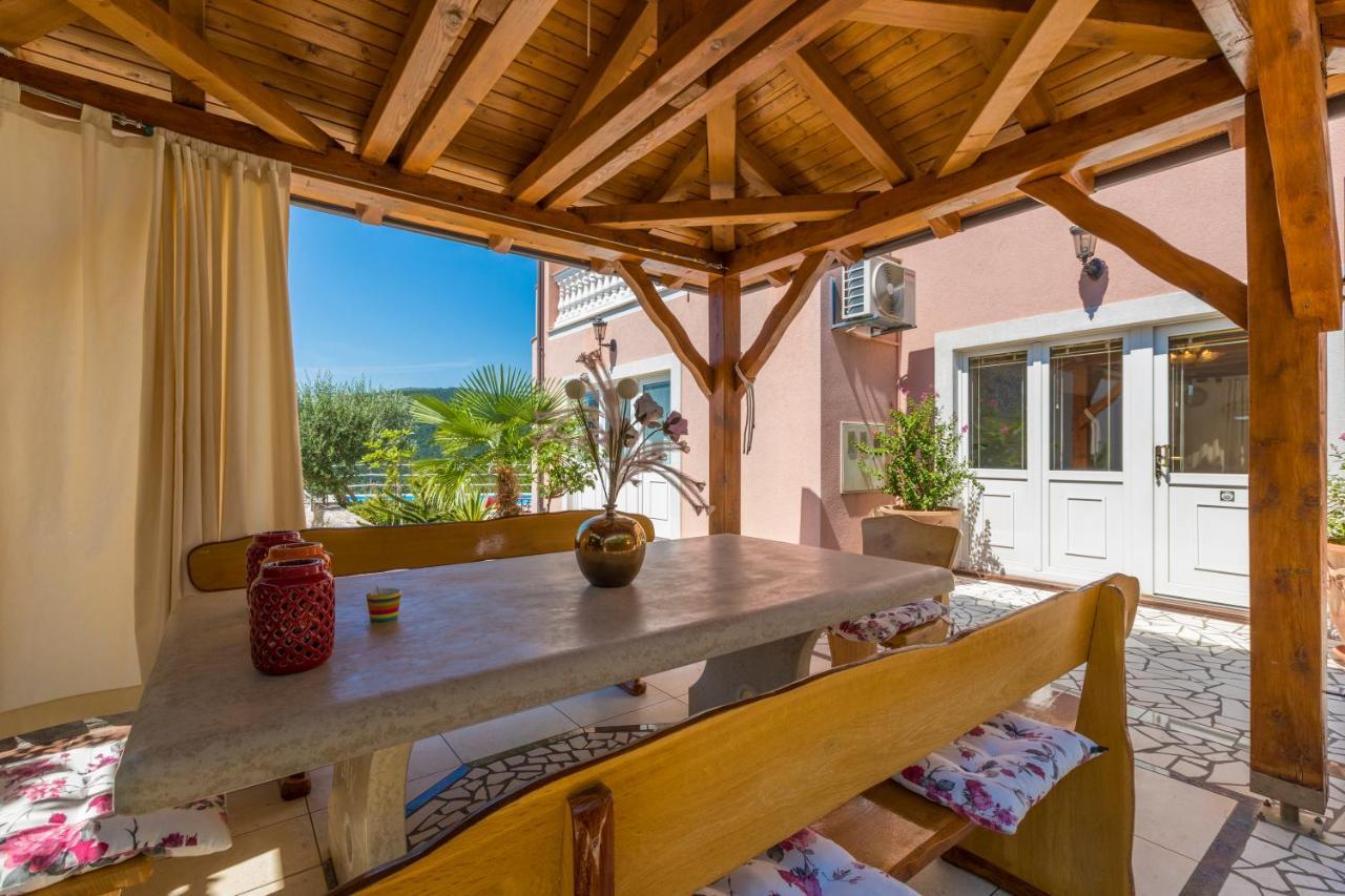 Villa M Crikvenica Exteriör bild
