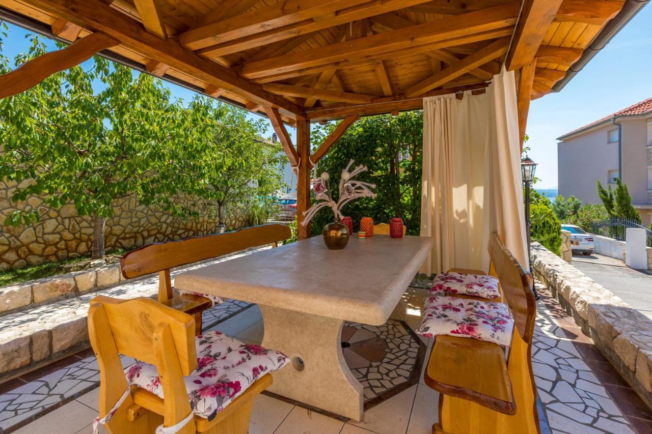 Villa M Crikvenica Exteriör bild